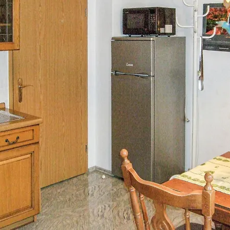 Awesome In Waltershausen-fischb, Apartamento